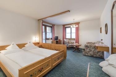 Image for HOTEL PETER