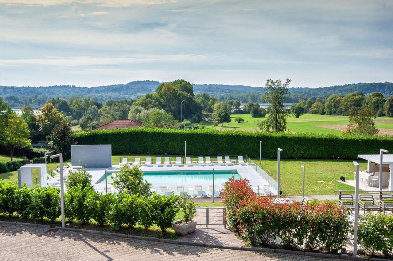 Image for Vacation between the lakes: 4 nights in Varese Lake and 3 green fee. Wellness and wine degustation included.